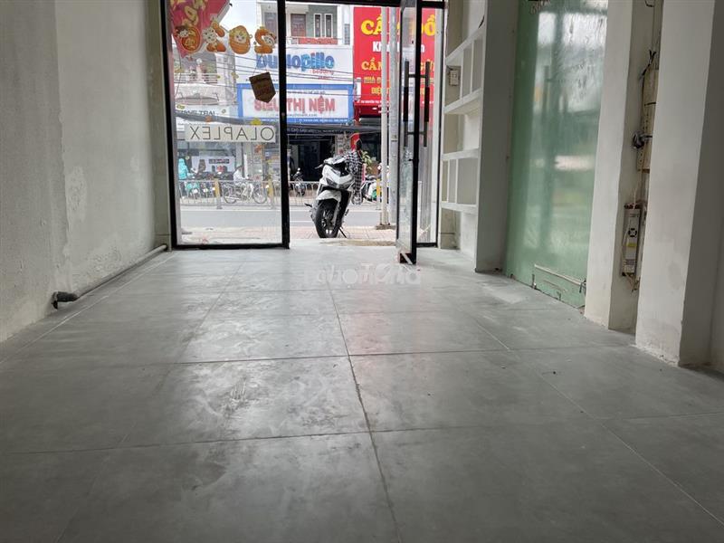 Cho thuê nhà 1 lầu. nguyễn thị thập kinh doanh và ở
