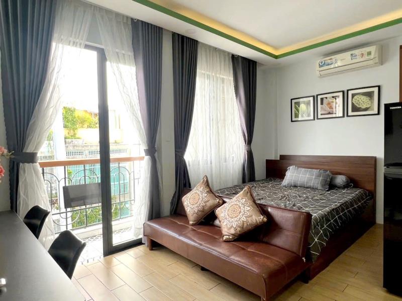 Trống sẵn căn hộ ban công full nội thất cao cấp ngay an ninh ngay đinh bộ lĩnh gần ngã tư hàng xanh giáp quận 1,3 hẻm ô tô 