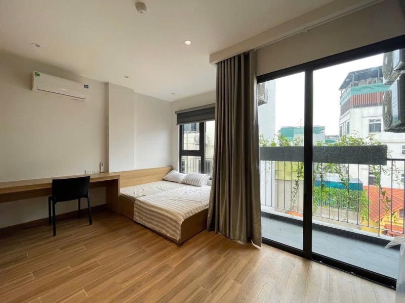 Cho thuê căn hộ ban công-toà nhà thang máy ngay nơ trang long gần chợ bà chiểu tiện đi quận 1, quận 3, phú nhuận