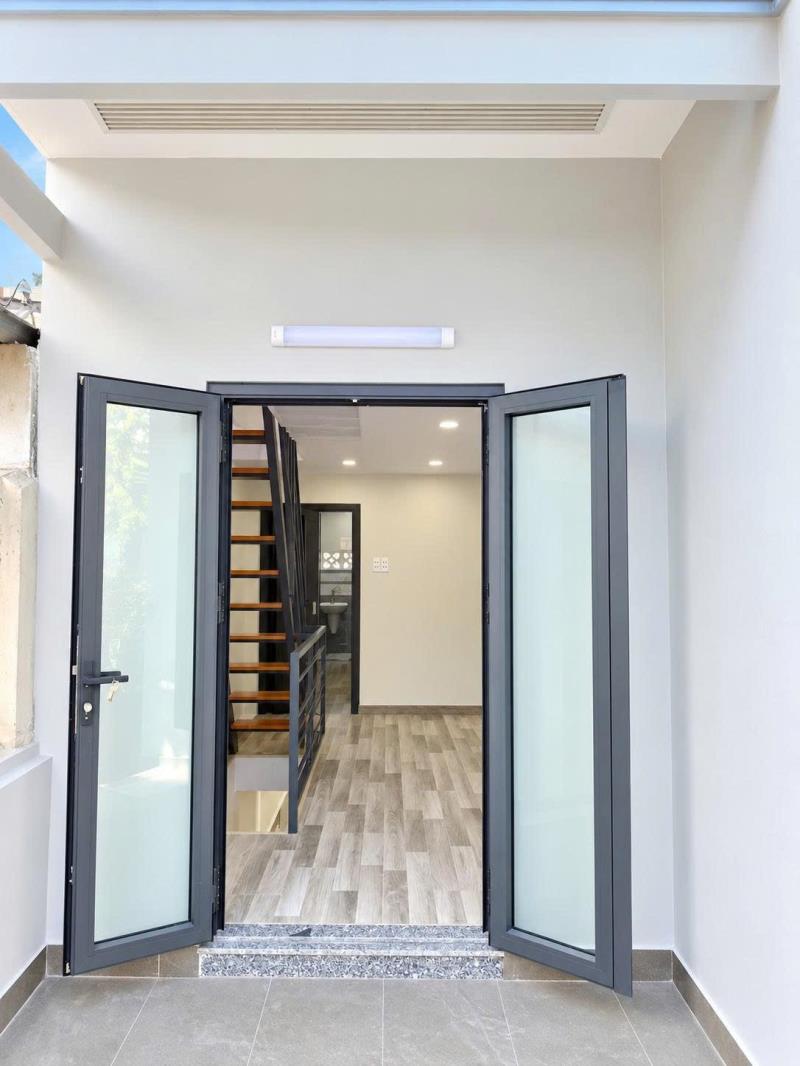 Cho thuê nhà nguyên căn 2pn, 2wc bình thạnh