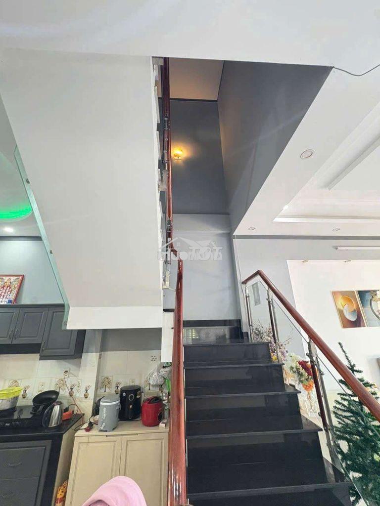 Nhà phố 92m mặt tiền nguyễn công trứ gần bigc go p. đông hòa dĩ an - 4
