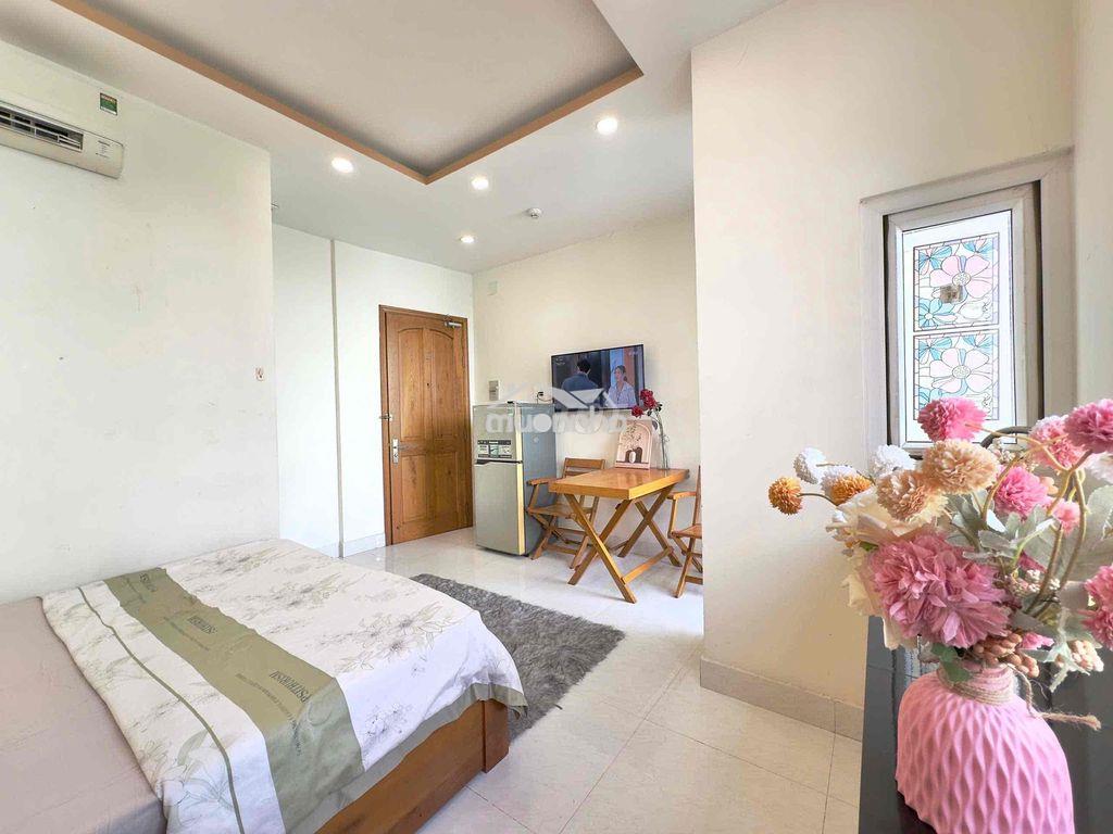 Căn hộ ban công full tiện nghi đ. lê văn sỹ q3 - hẻm ô tô, thang máy - 3