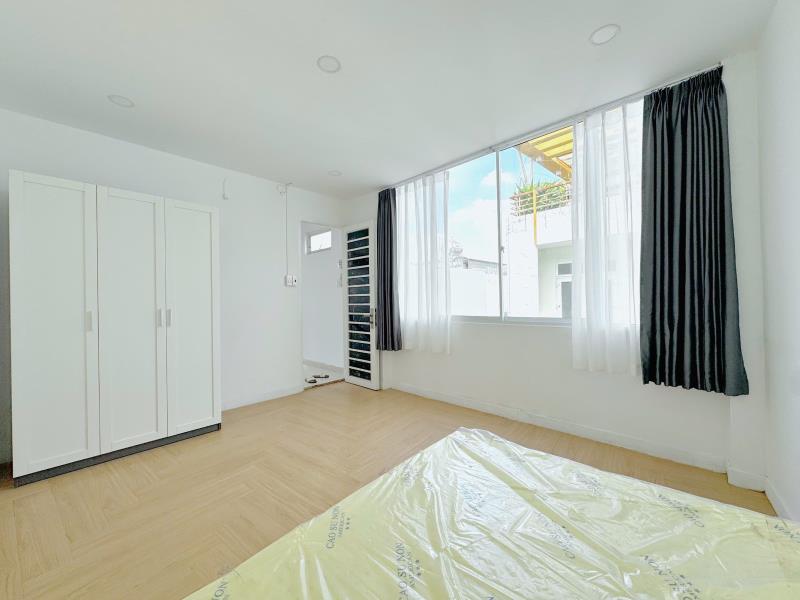 Căn hộ mini ban công lớn nhiều cửa sổ thoáng máy giặt riêng thích quảng đức gần q3,q1 tiện ra hàng xanh - Ảnh 2