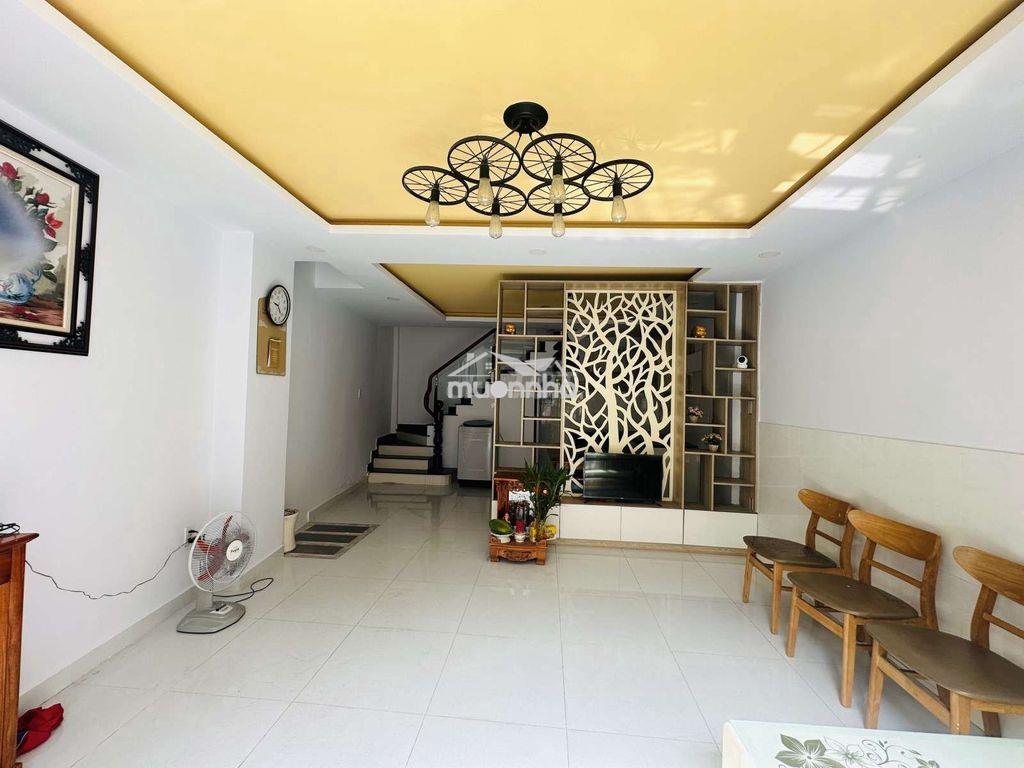 Nhà 2 tầng 36m2 nở hậu 5.1m sát vincom lê văn việt q9 chỉ 3.57 tỷ
 - 2