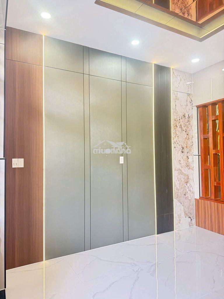 Chủ kẹt tiền bán nhà 2 tầng kiên cố 9,3m x 14m giá chỉ 6ty xx có tl - Ảnh 3