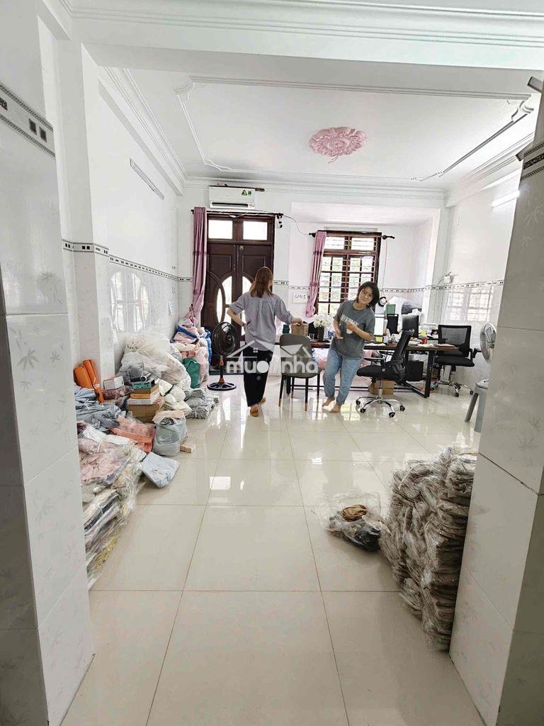 Nhà có nội thất khu aeon tên lửa 5x20,3.5 tấm - Ảnh 4