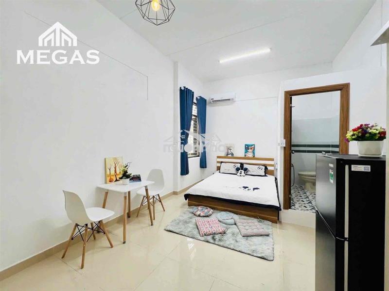 Cho thuê căn hộ dạng studio cửa sổ trời - đầy đủ nội thất - ngay ufm