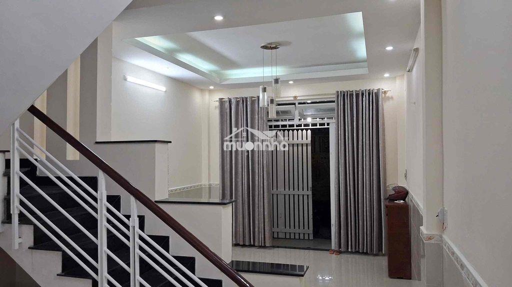 Chính chủ cho thuê nhà 4,5x17 ba lầu - Ảnh 2