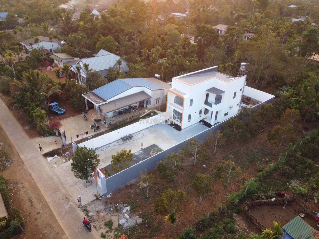 Cần bán nhà mới xây do kẹt vốn - Ảnh 2