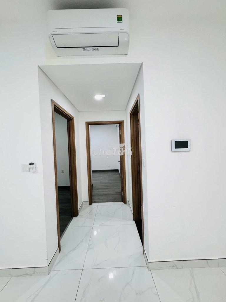 Cho thuê 15tr/th căn 2pn 2wc nhà mới tinh diamond alnata celadon city