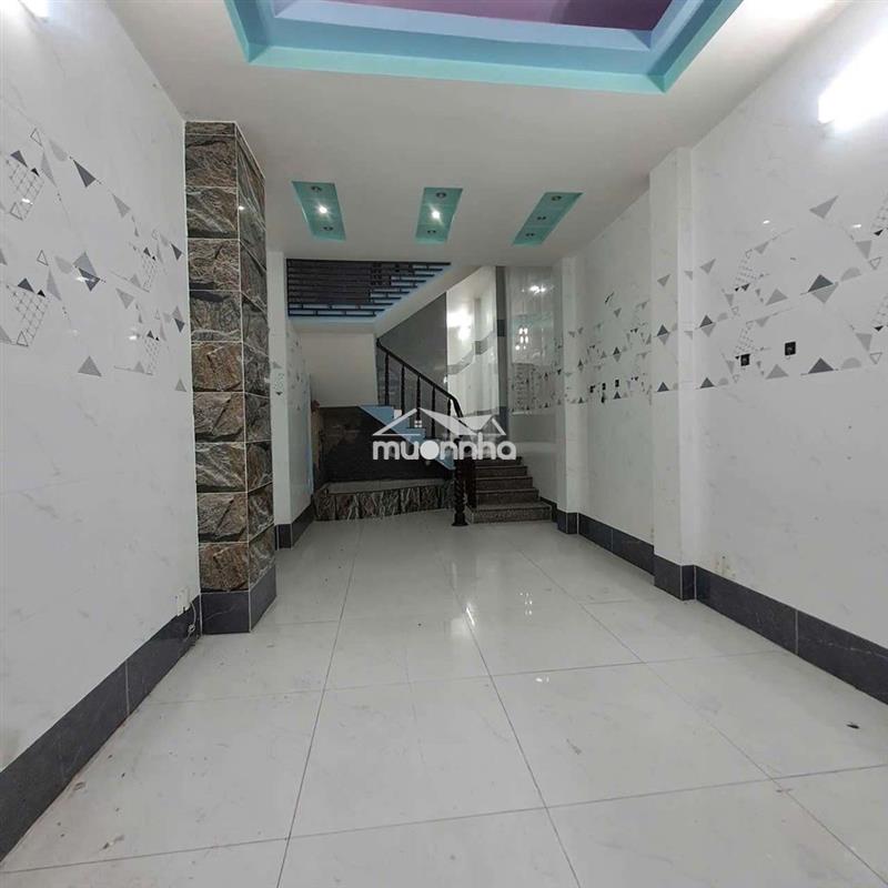 Nhà 3 lầu 4pn 6wc hxh 793 trần xuân soạn,
