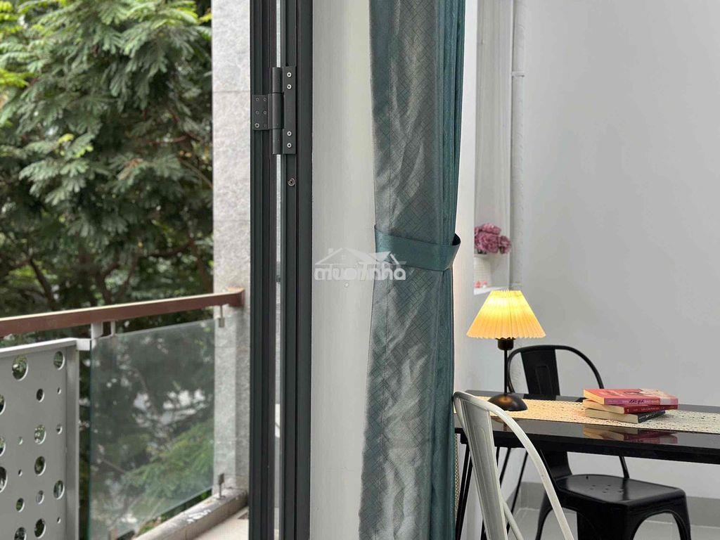 Cho thuê căn phòng ban công tầng 2 full nội thất - Ảnh 2