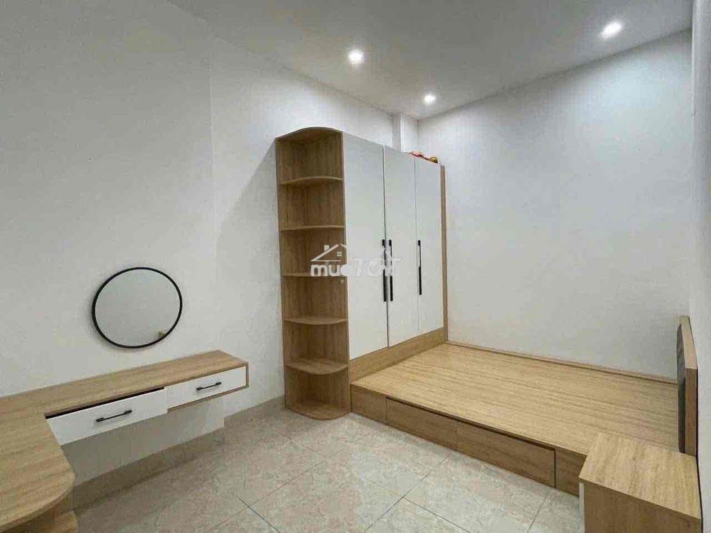 Cho thuê nhà phố hẻm phạm ngọc thạch nội thất cơ bản - 4