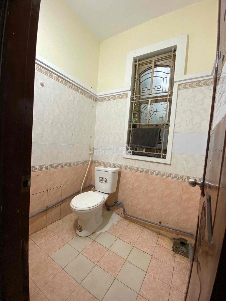 Phòng trọ trong căn biệt thự - sân rộng thoáng mát thủ đức - Ảnh 4