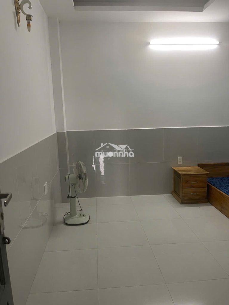 Chính chủ bán nhà liên khu 5-6 2 phòng ngủ đường ô tô 3ty4 - 4