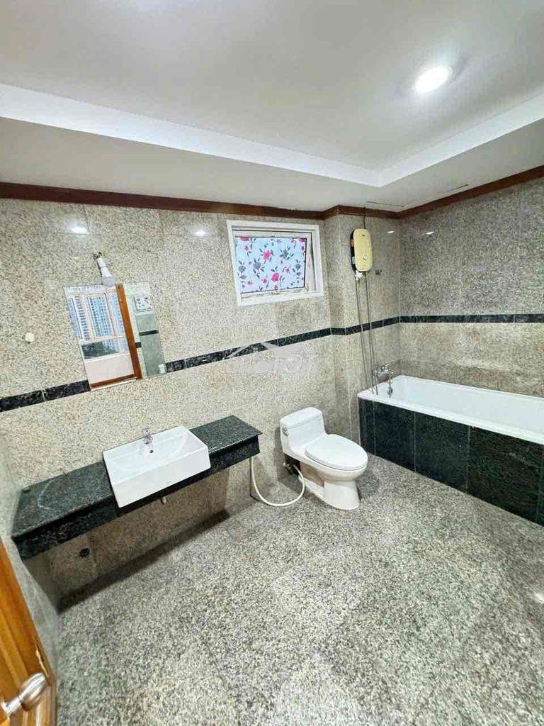 Phòng master chung cư phú hoàng anh full nội thất wc riêng - Ảnh 3