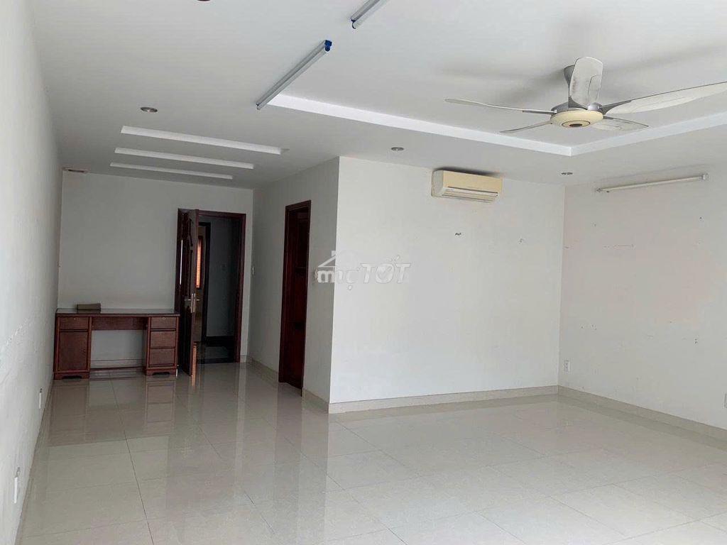 Nhà cho thuê đặng thùy trâm. dt: 6x22m. trệt lửng 3 lầu. gần đh - Ảnh 4