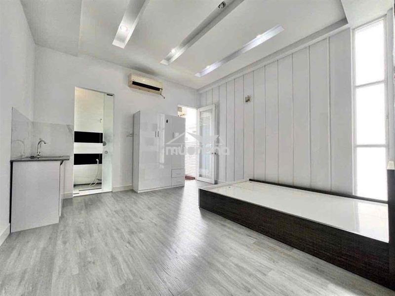 Trống sẵn phòng studio bancol