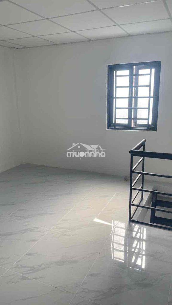 Cho thuê nhà nhỏ riêng biệt với chủ hẻm xe hơi quận 7 không bị ngập nư - Ảnh 3