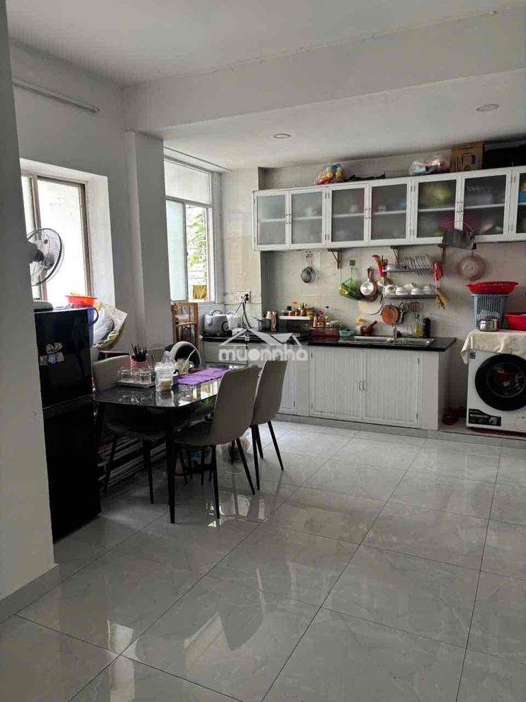 Nguyên căn 60m vuống 2 pn.1 wc.bếp pk