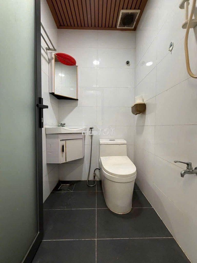 [Chính chủ] cho thuê nhà nguyên căn trương định, q.3 3 tầng - 2pn 3wc - Ảnh 3