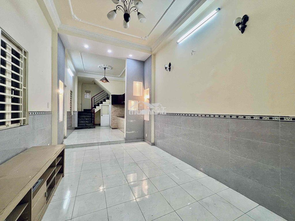Cho thuê nhà 4pn - hẻm xe hơi - gần etown cộng hoà - Ảnh 2