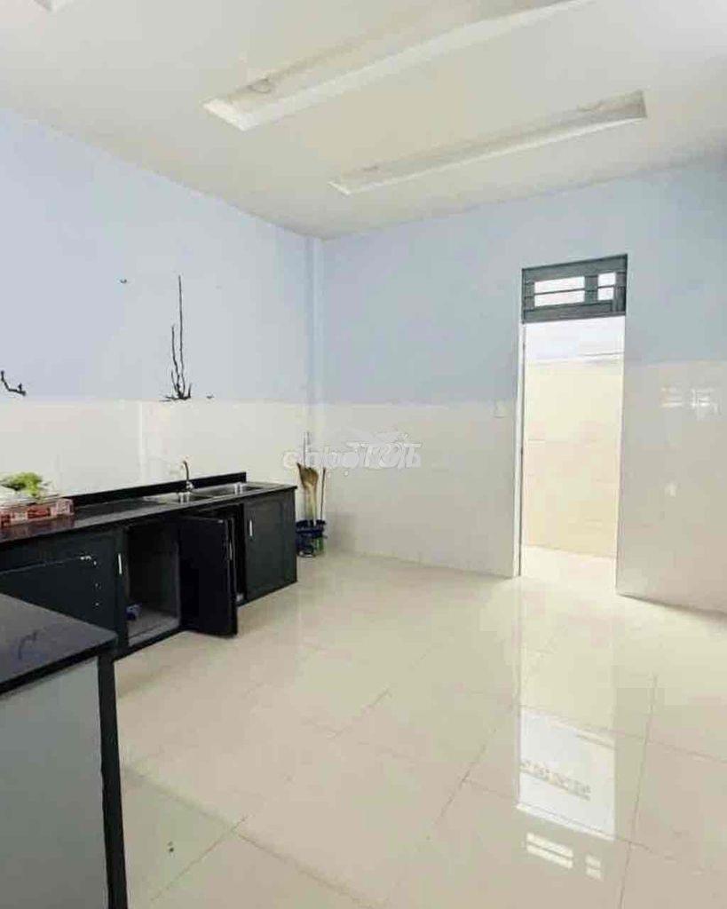 Nhà rộng mới, 1 trệt 2 lầu, 3p. ngủ, hẻm rộng thoáng ok - Ảnh 3