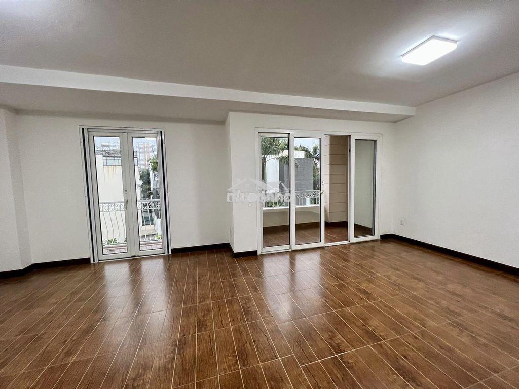 Nhà đường cộng hòa diện tích: 7x20m hầm trệt 3 lầu, có thang máy - Ảnh 2