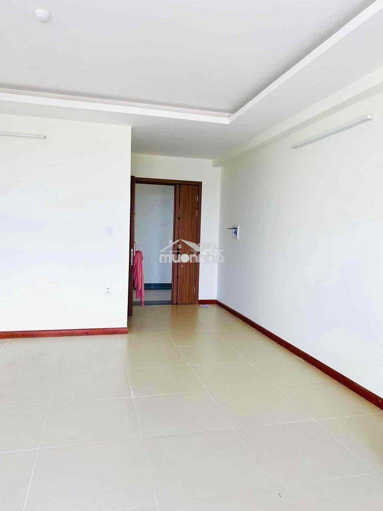 Chính chủ bán căn 2pn  irist tower ,nhận nhà ở ngay khi cọc - Ảnh 2
