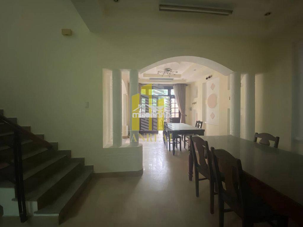 Cho thuê biệt thự 10x16m 3 lầu 5 phòng - rộng trống giá 40 triệu - Ảnh 4