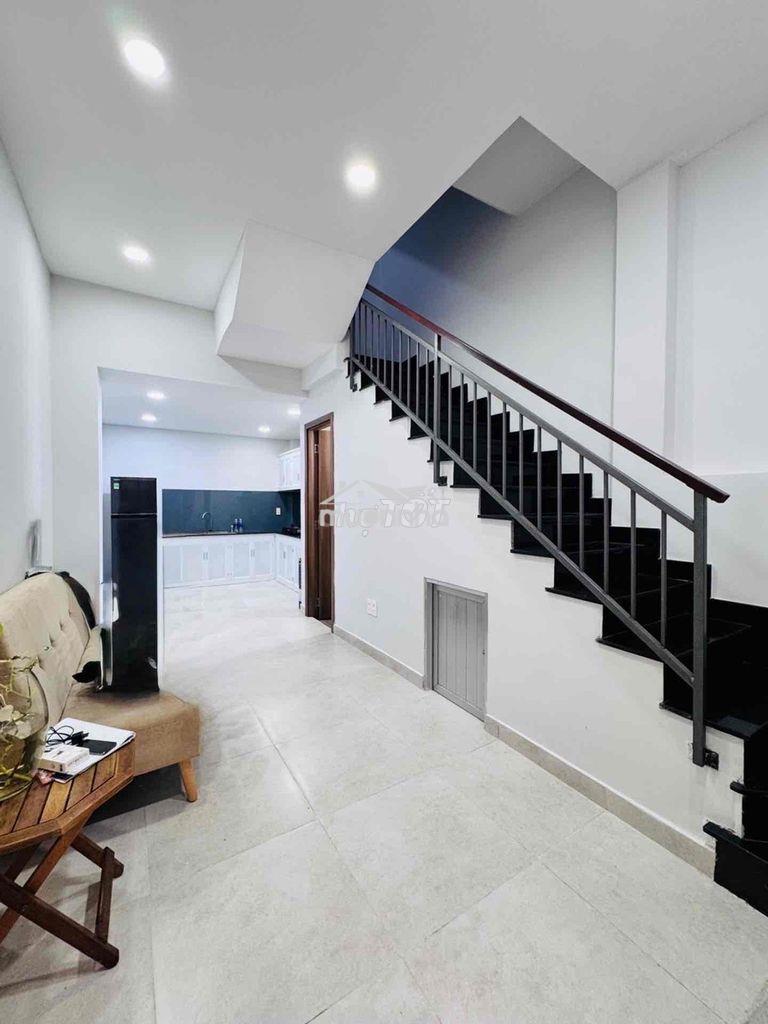 Nhỉnh 7 tỷ -  1 căn ra ô tô – sát mặt tiền – 42m² – 4 tầng btct - 4pn - 3