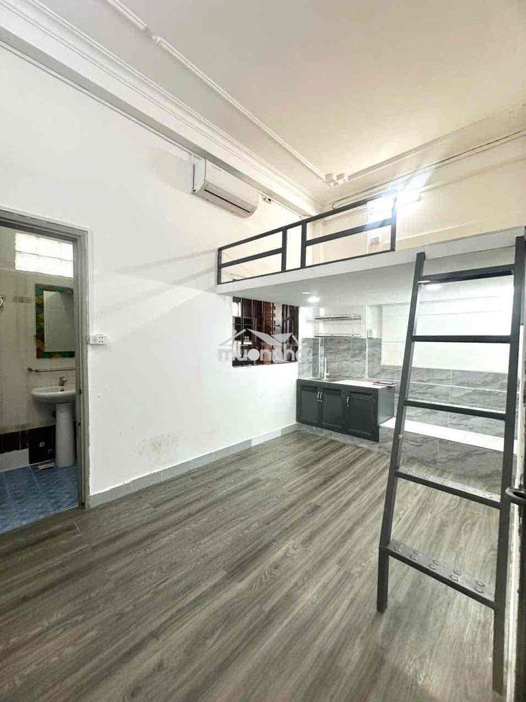 Duplex gác cao cửa sổ lớn bạch đằng nằm phía sau đại học uef - Ảnh 3