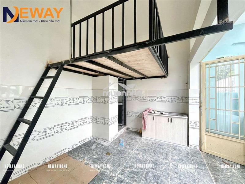 Khai trương phòng mới cứng - cực thoáng mát - ngay gần ngã tư bốn xã