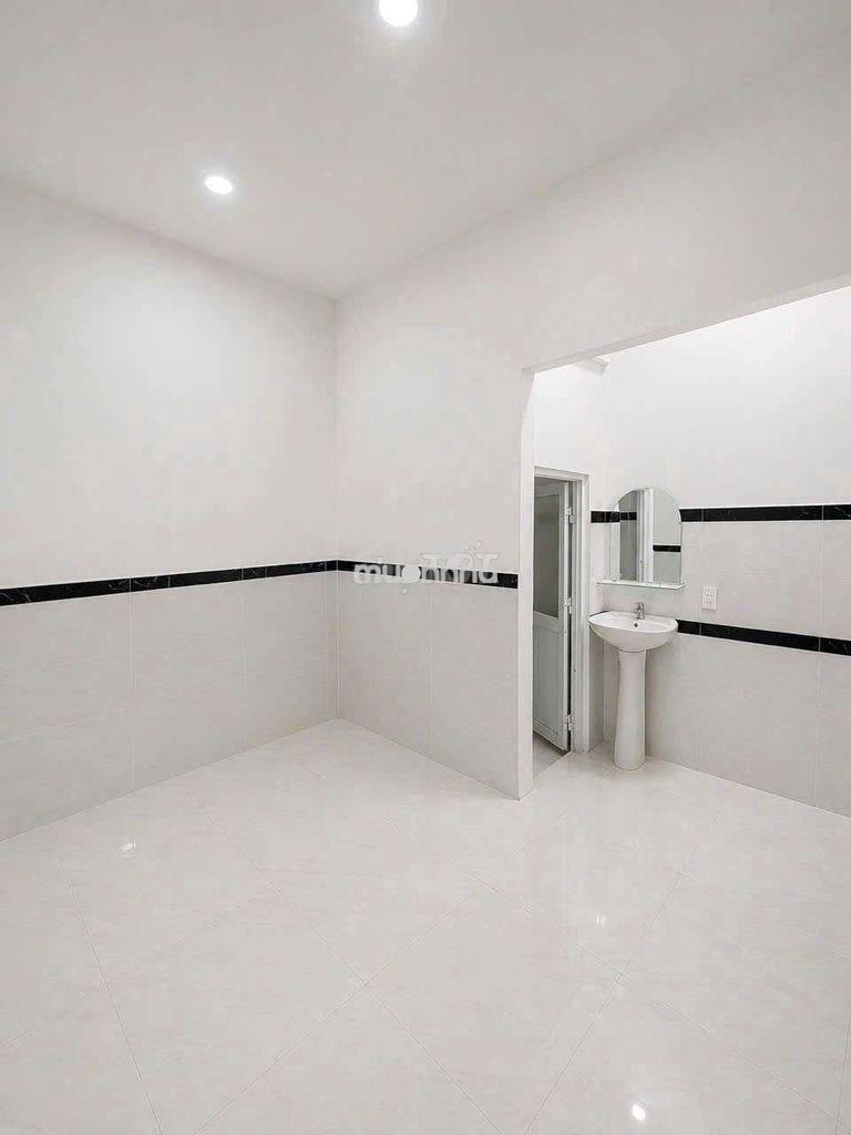 Nhà 2 tầng - giá : 3 tỷ 990. hẻm ôtô thông đường dương thị mười  - Ảnh 4