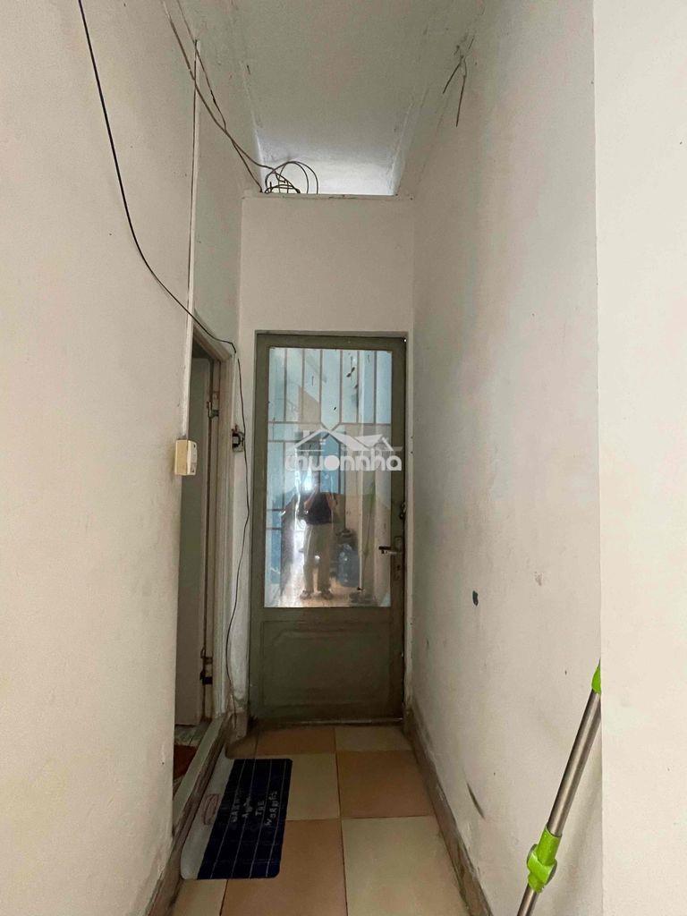 Cho thuê phòng 85 ngô gia tự, q10