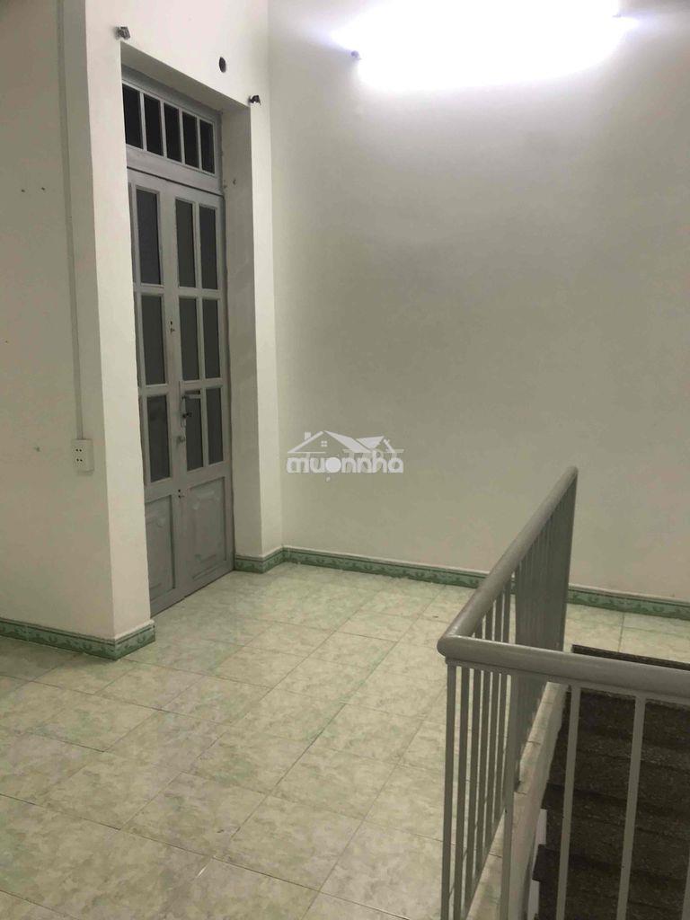 Căn nhà hẻm phía sau đường trần khắc chân phú nhuận - Ảnh 4