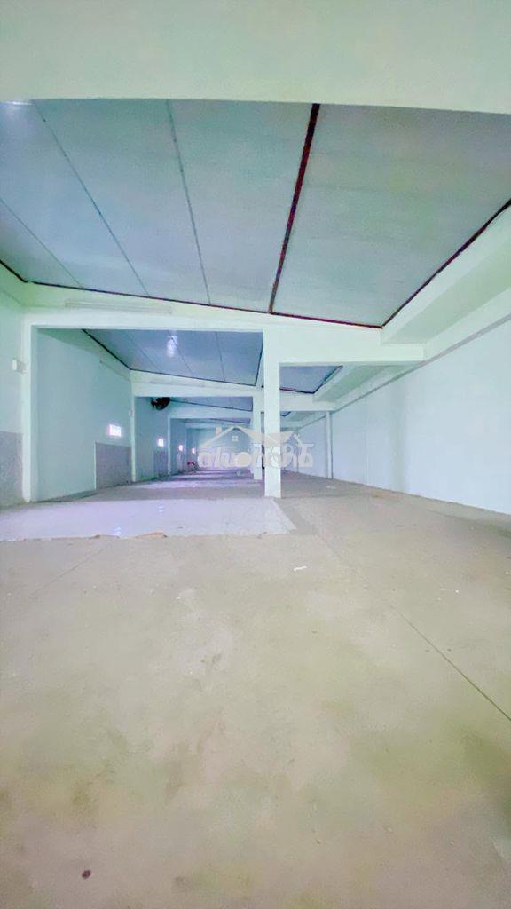 Cho thuê nhà 750 m2 mặt tiền nguyễn văn linh 22 triệu - Ảnh 4