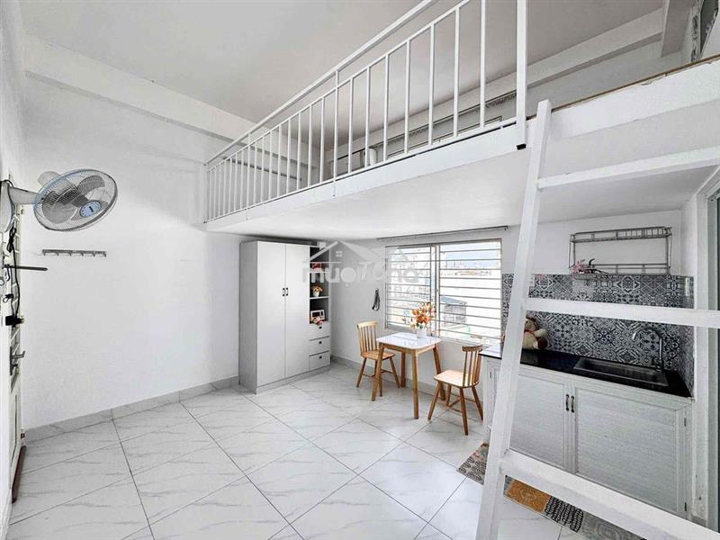 Duplex cửa sổ trời full nội thất ngay tân sơn nhì - etown cộng hoà