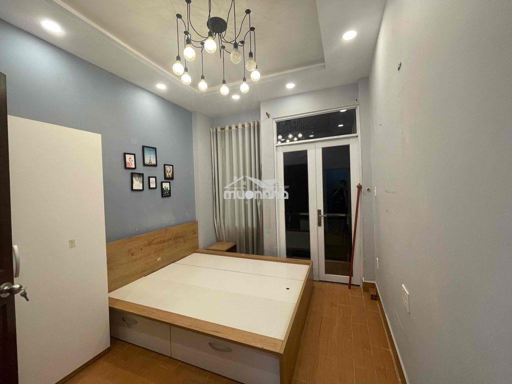 Nhà 4 tầng đẹp, sát mặt tiền đoàn văn bơ, hẻm thông - Ảnh 4