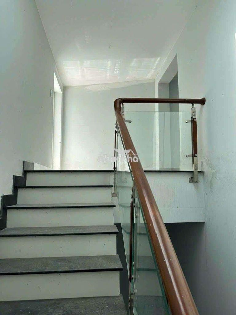 Nhà lầu mặt tiền đường hoàng hoa thám - 4