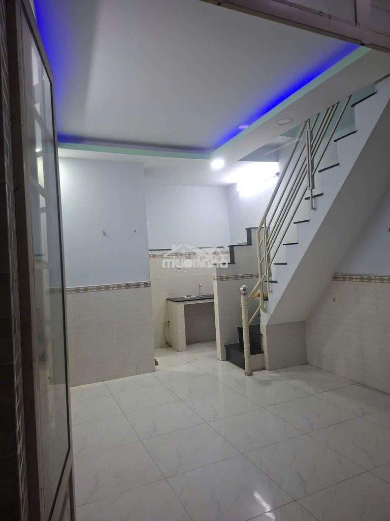 Nhà cho thuê p6q8 - Ảnh 2