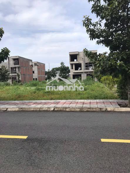 Chủ kẹt tiền ra gấp lô đất 1400m2 sau lưng chợ chính trường học kcn