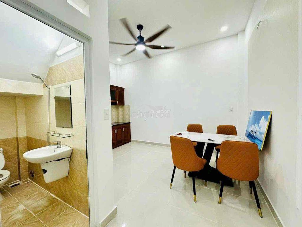 Nhà 1/hhg có nội thất (đậu xe hơi ) 2pn giá 7,5 tl - Ảnh 3