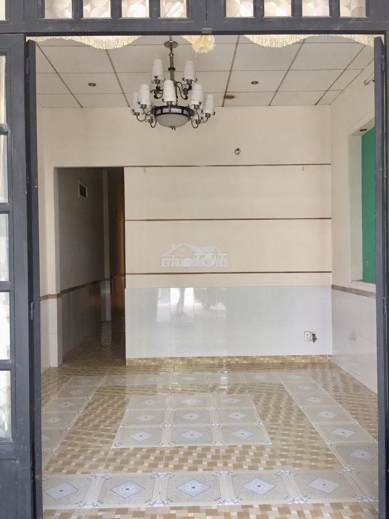 Cho thuê nhà hẻm xe tải 4 x 20, bùi văn ngữ, quận 12 - 2