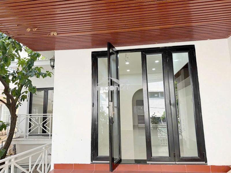 Cho thuê nhà hẻm xe tải dt:12x15m đường nguyễn văn trỗi, quận tân bình
