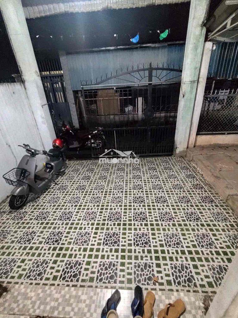 Bán nhà kp long điểm lbt  full thổ đường ô tô sân ô tô có thương lượng