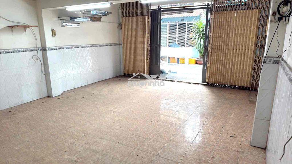 Nhà cũ chính chủ lê văn sỹ q3 hẻm 6m - Ảnh 4