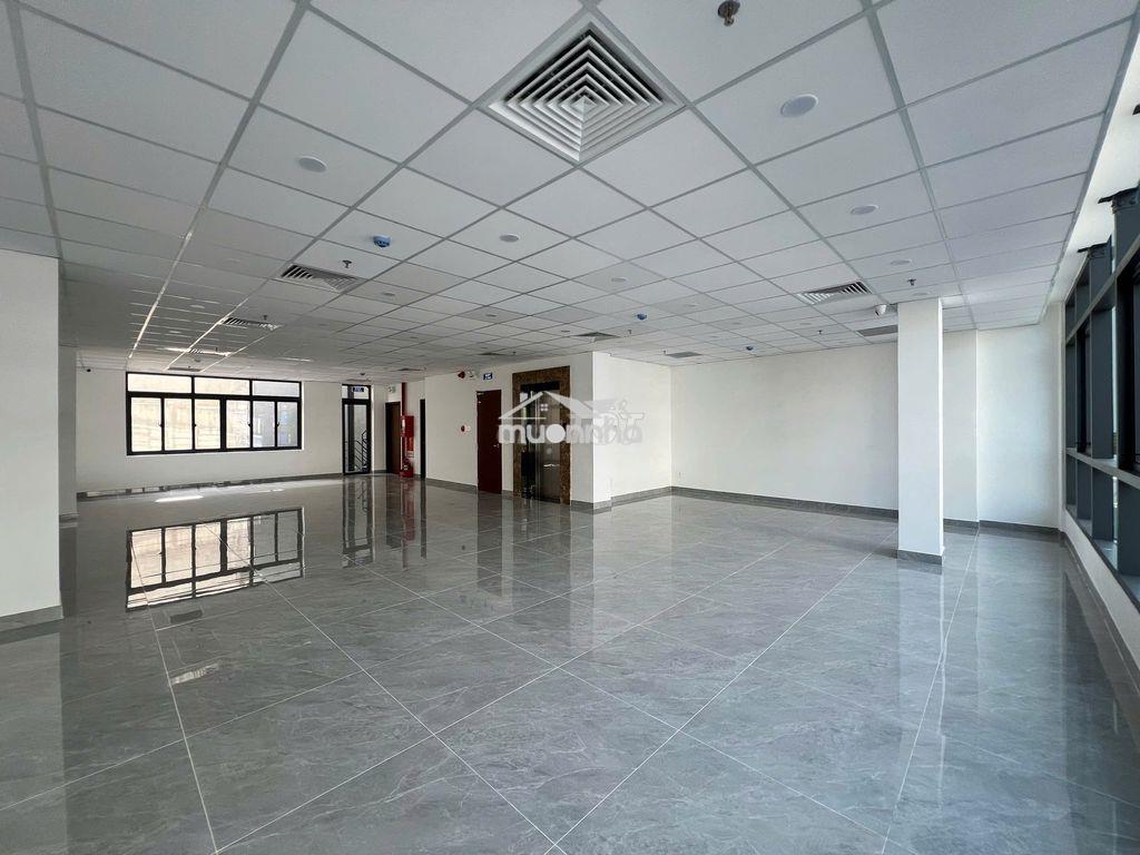 Cho thuê nhà góc 2 mặt tiền him lam trung tâm quận 7 900m2 - 4