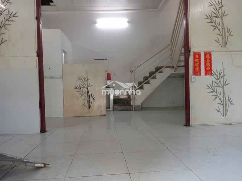 Tây lân 6x8m,1 lầu-hẻm 6m - giá 6tr/tháng 