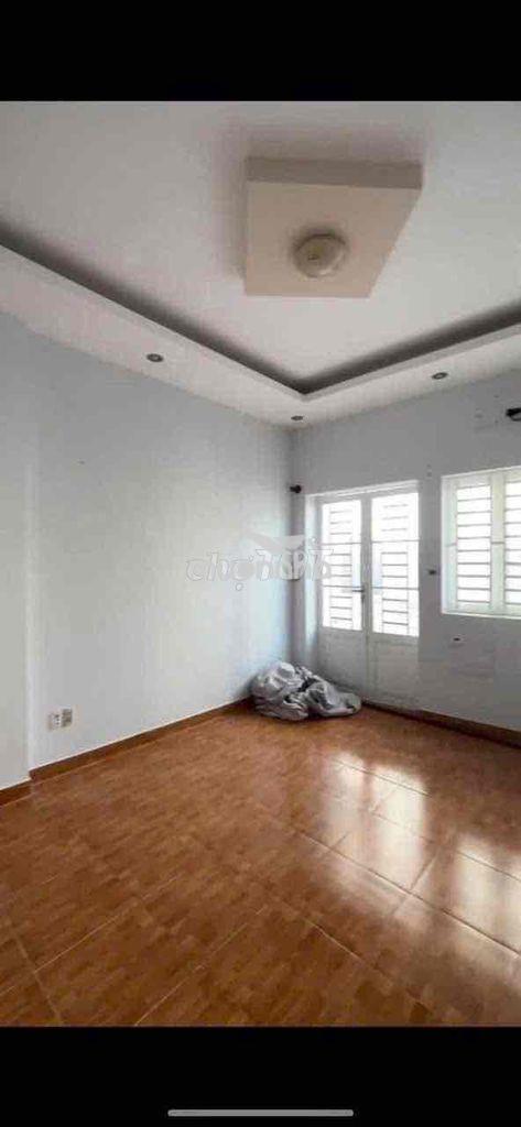 Nhà nguyên căn. hẻm xe hơi. 4pn.3wc. gần chợ gv, giáp bình thạnh - Ảnh 3